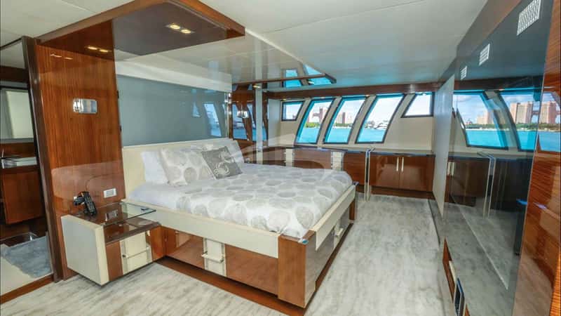 NEW LIFE 28m motor yacht charter, photo 6
