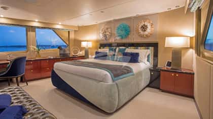 SWEET ESCAPE 40m motor yacht charter, photo 8