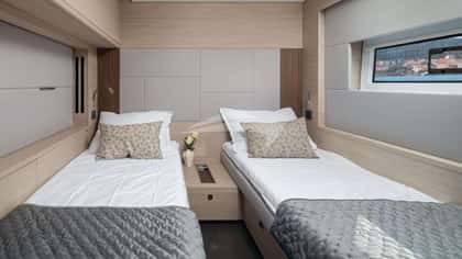 DIAMOND DIVA 20m sailing yacht charter, photo 9