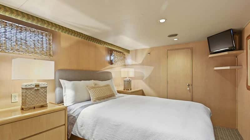 MISS EMILY 27m motor yacht charter, photo 8