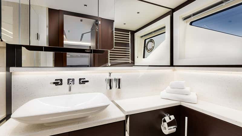 X2 21m motor yacht charter, photo 7