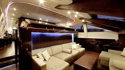 Forward Lounge