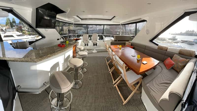 CHILLIN' 26m motor yacht charter, photo 9