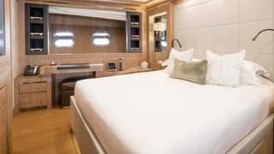 Guest Cabin 1B
