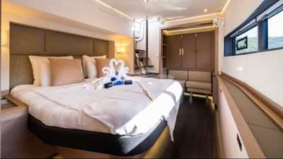 Master aft guest suite