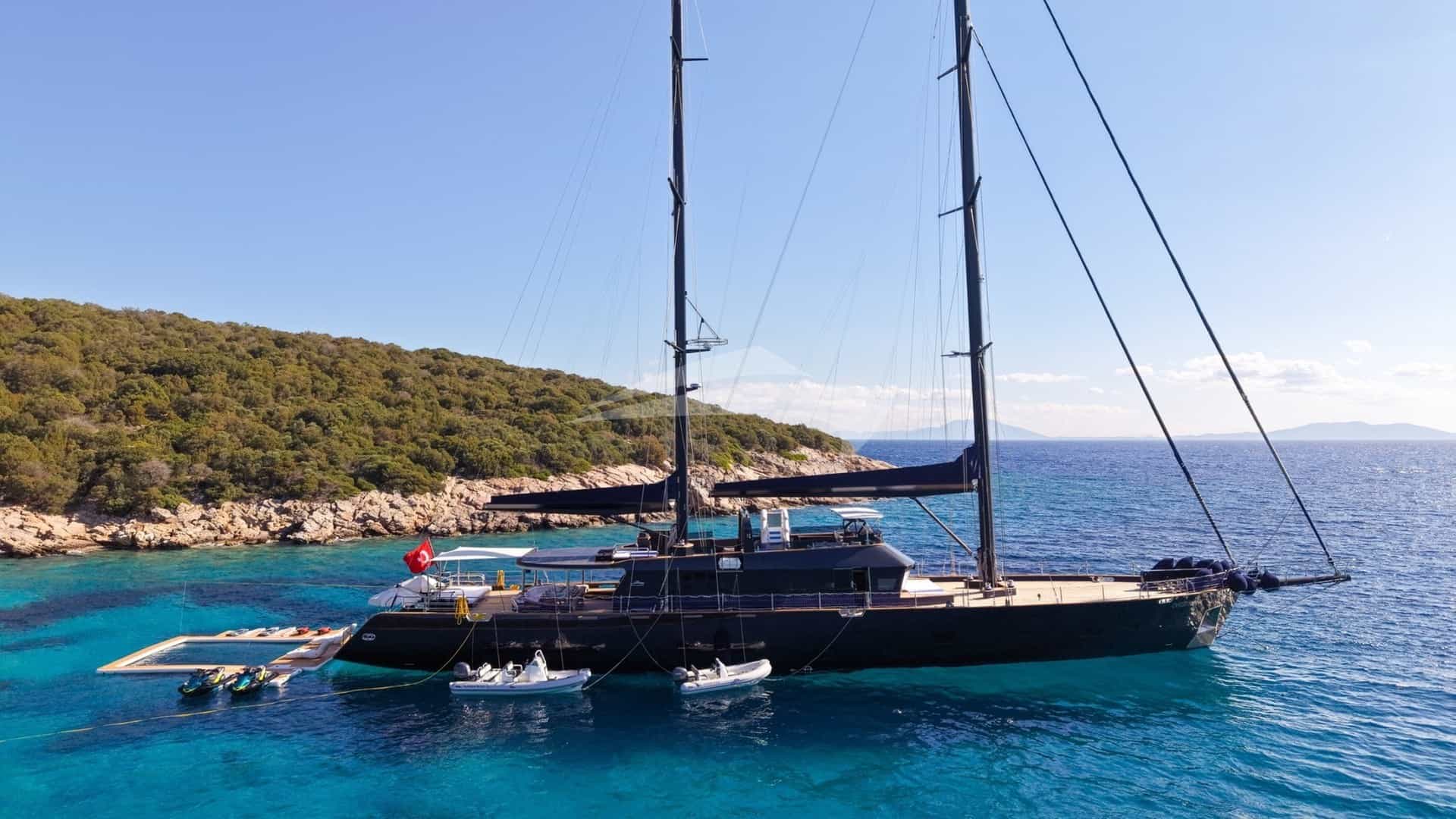 OGUZ KHAN in Caribbean — view 2