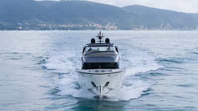 Bow underway