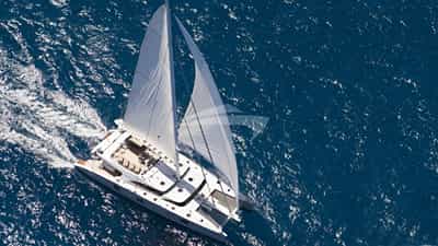 Ipharra sailing