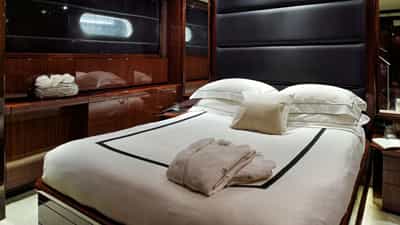 Guest cabin