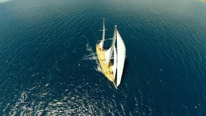LE PIETRE 39m sailing yacht charter, photo 10