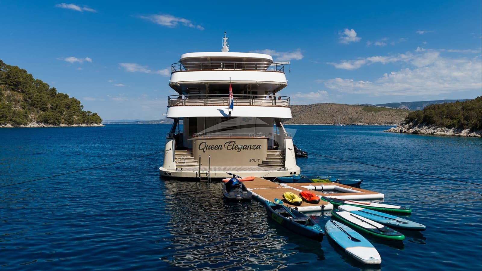 QUEEN ELEGANZA, photo from the yacht portfolio 4