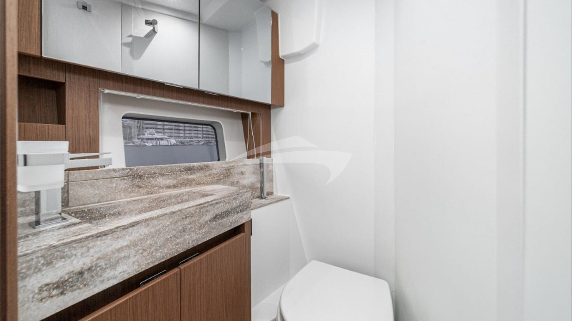 Twin Cabin Bathroom