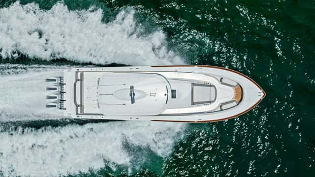 V55 yacht charter photo 3