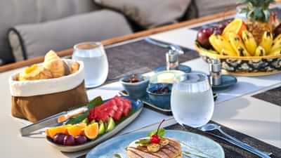 Deck Dining