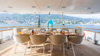 Main deck aft al fresco dining