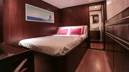 EL CARAN 39m motor yacht charter, photo 12