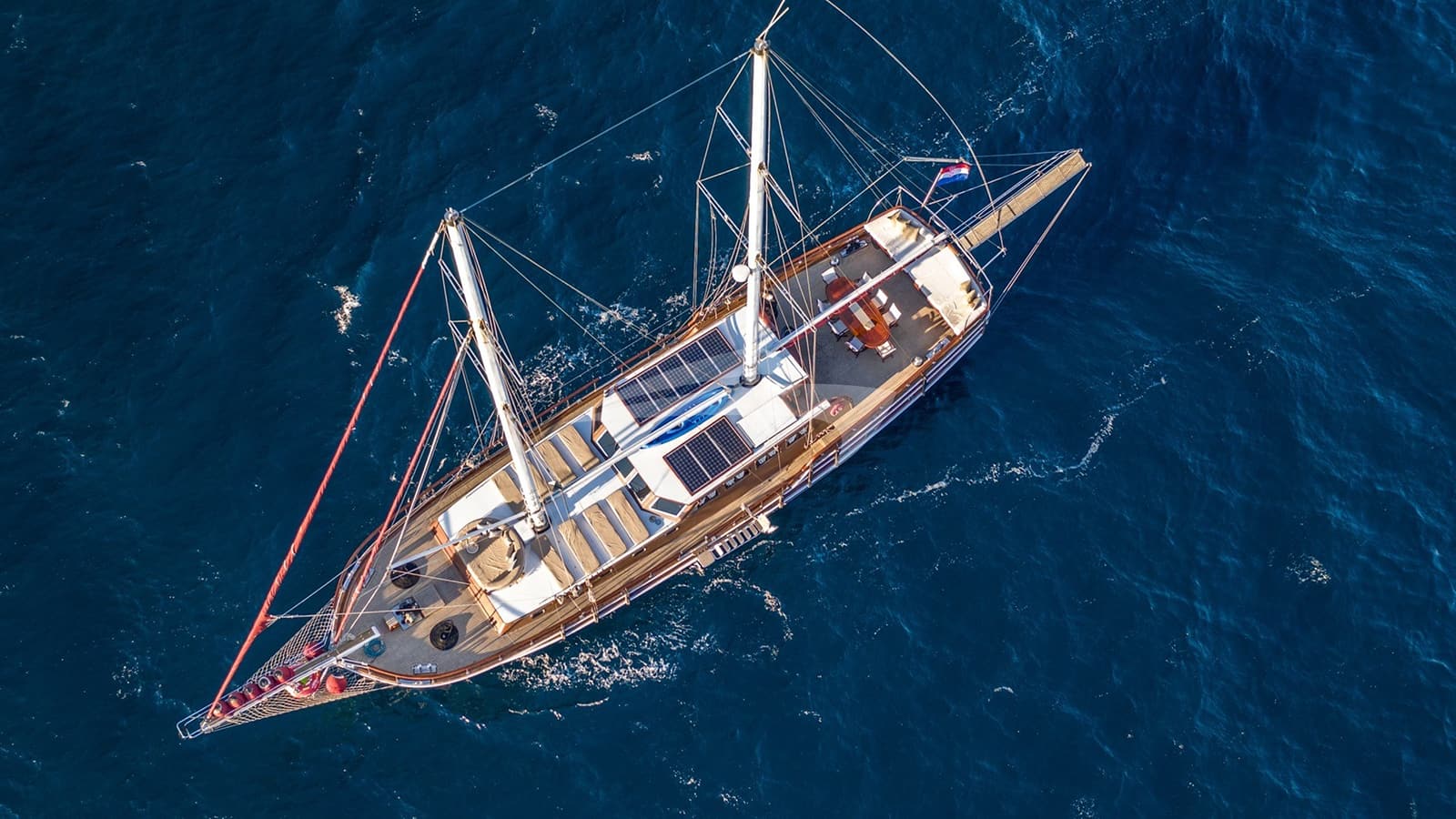 NOSTRA VITA, Aufnahme aus dem Yachtportfolio 3
