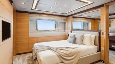 Bombay - 2025 - VIP Cabin
