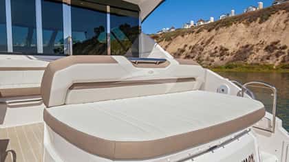 LITTLE DREAMER 13m motor yacht charter, photo 13