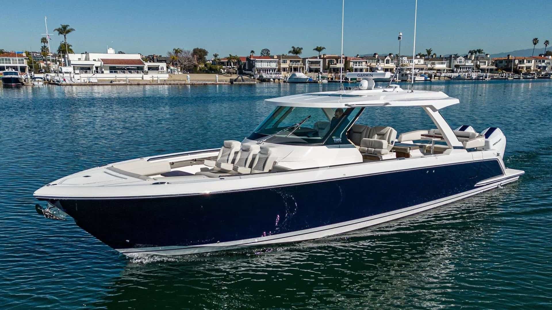 TIARA 43 yacht charter