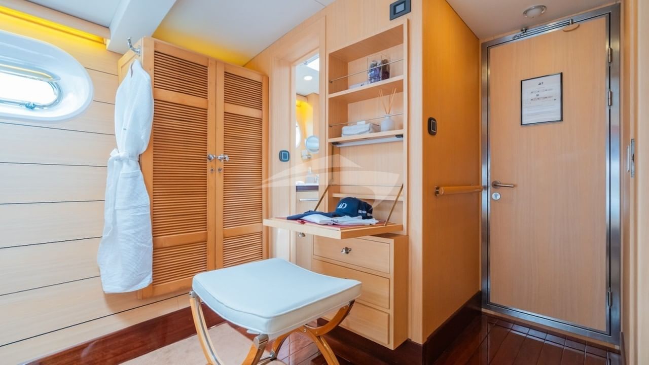 All staterooms enjoy a dresser