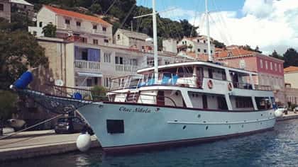 OTAC NIKOLA 28m motor yacht charter, photo 8