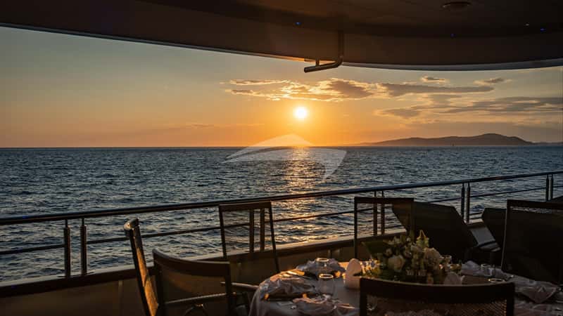 QUEEN ELEGANZA 49m motor yacht charter, photo 10