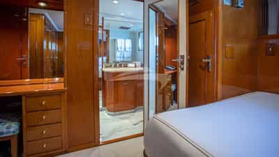 Double Bathroom