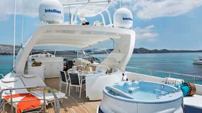 Sundeck and Jacuzzi
