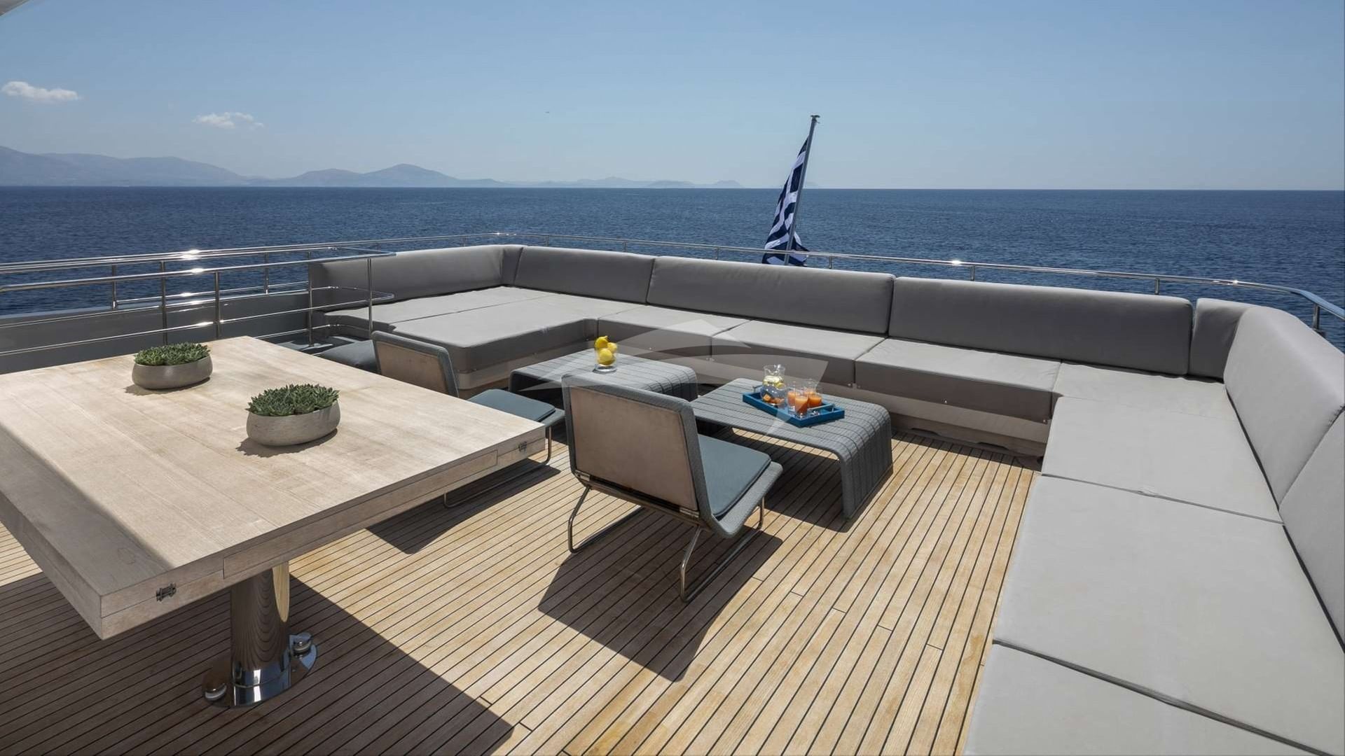 Sun Deck Salon