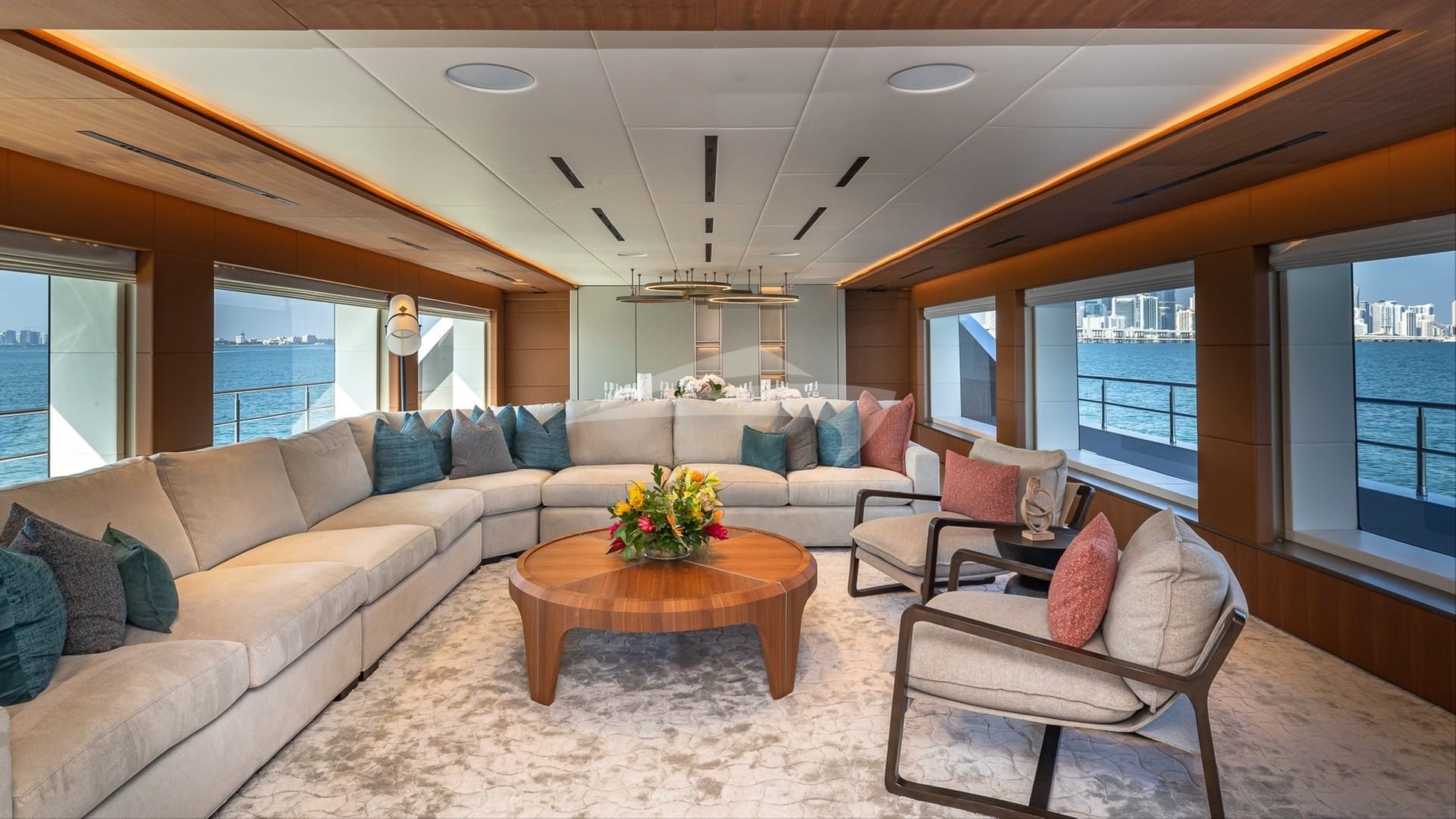 RISING DAWN Main Salon