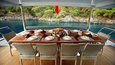 Deck Dining