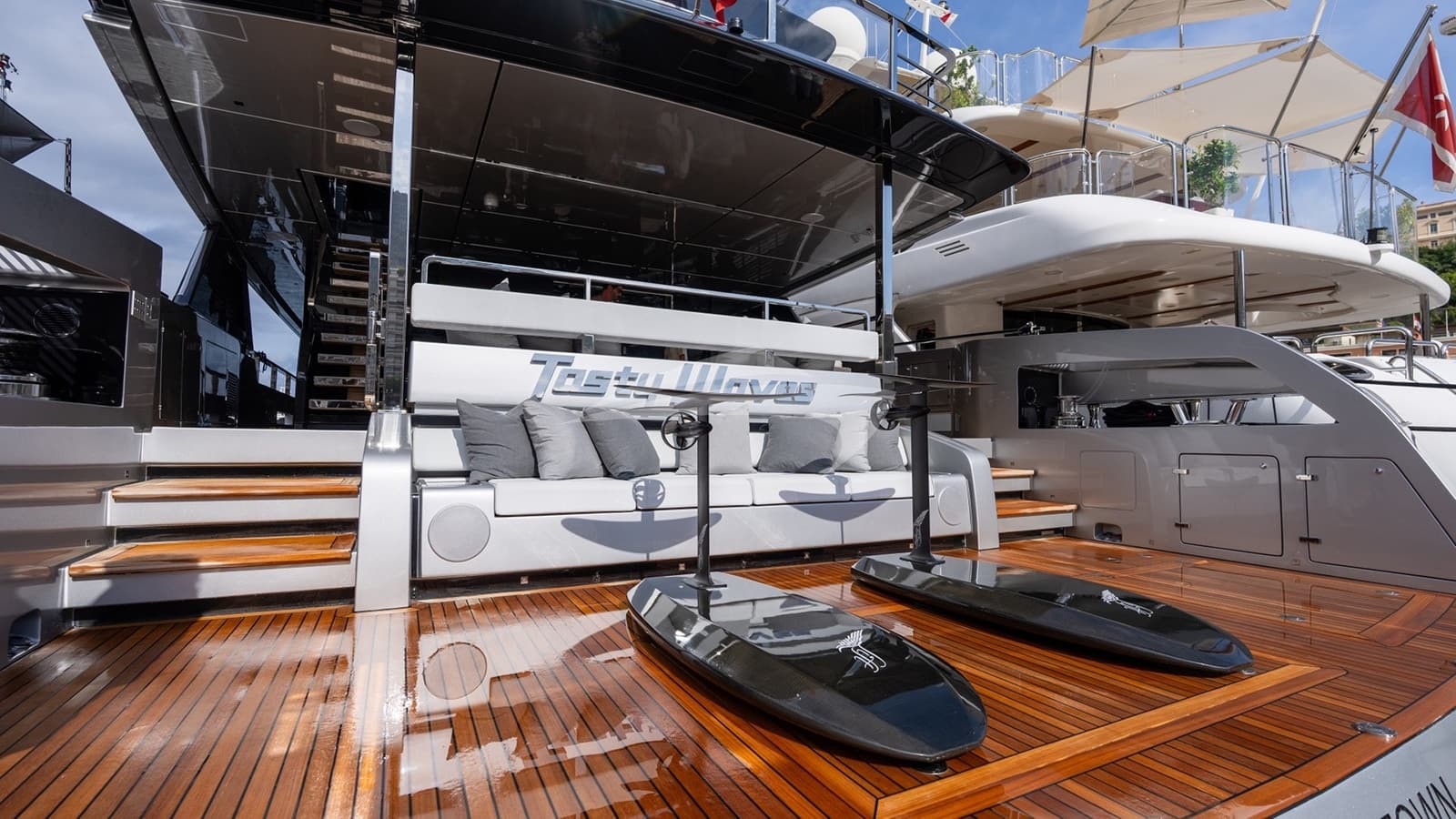TASTY WAVES, photo from the yacht portfolio 10