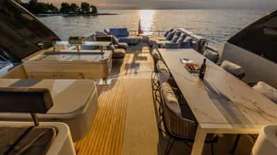 Flybridge