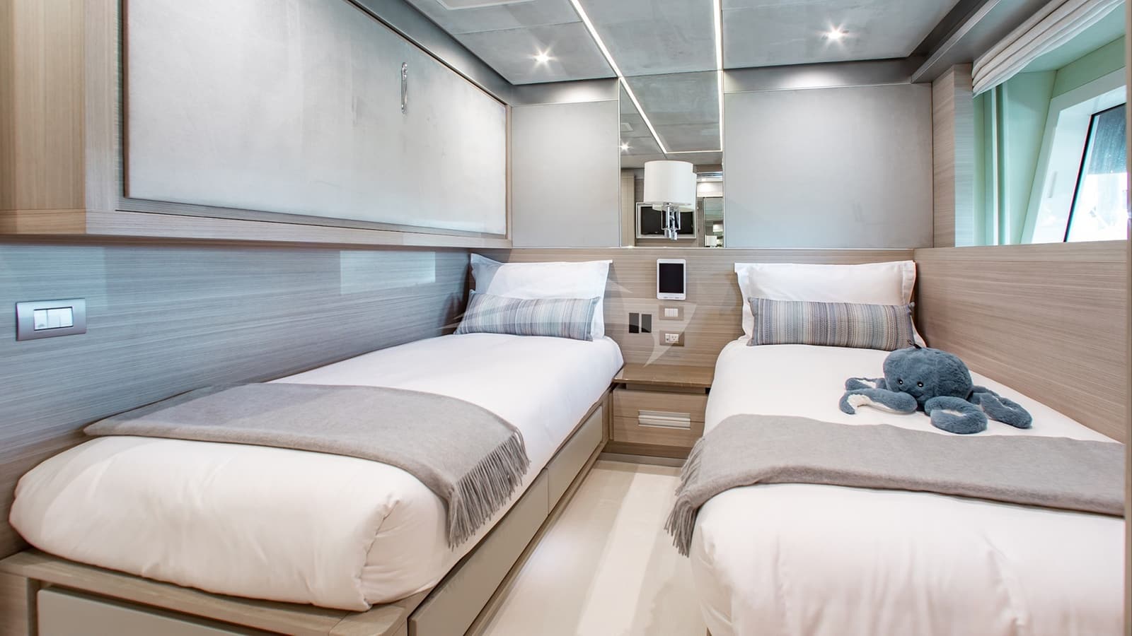 EMINA, photo from the yacht portfolio 14