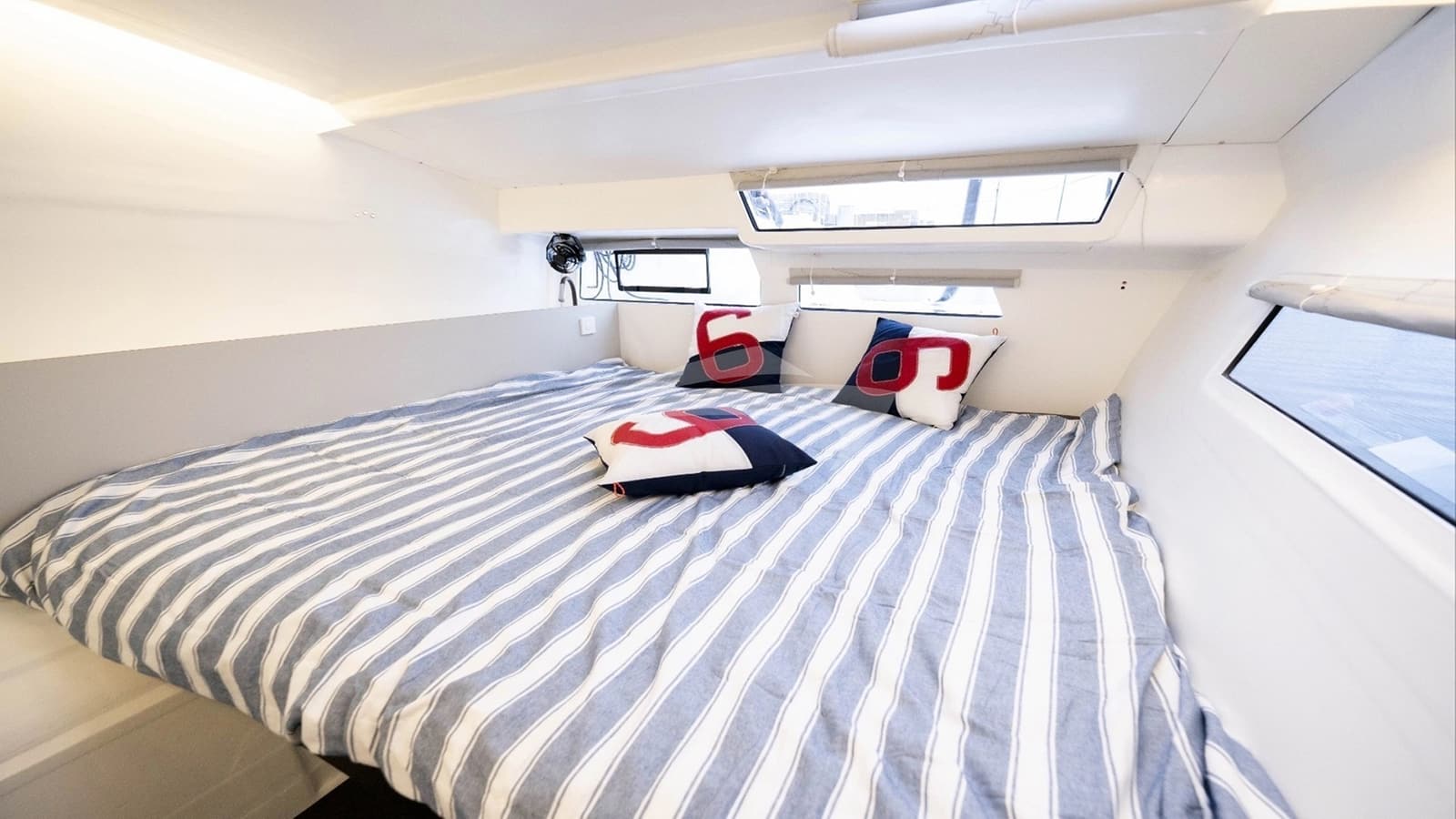 AVEL VAEZ, photo from the yacht portfolio 13