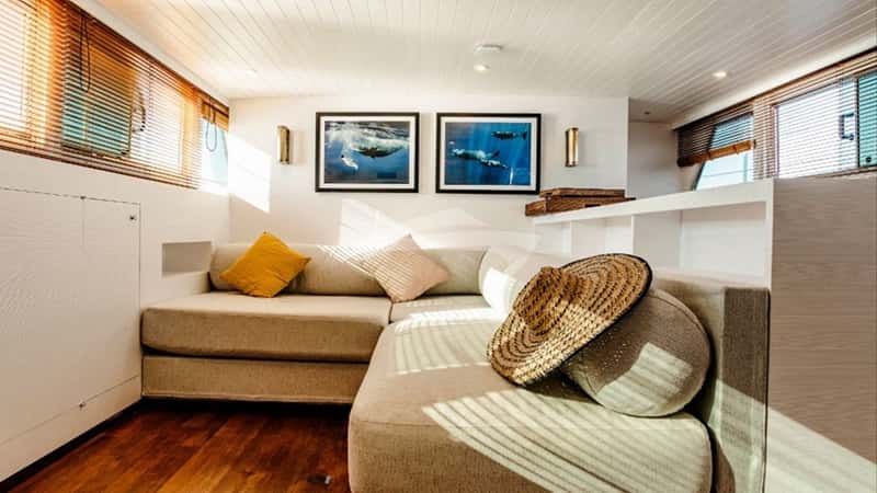 CIUTADELLA 26m motor yacht charter, photo 6