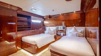 Twin Cabin