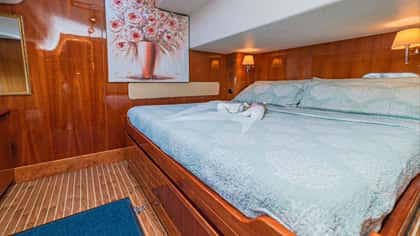 LADY MARIGOT 18m sailing yacht charter, photo 7