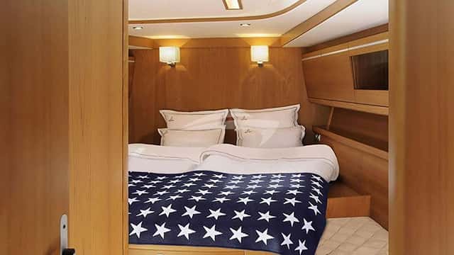 BLUE OYSTER yacht charter photo 4