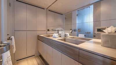 Master Ensuite