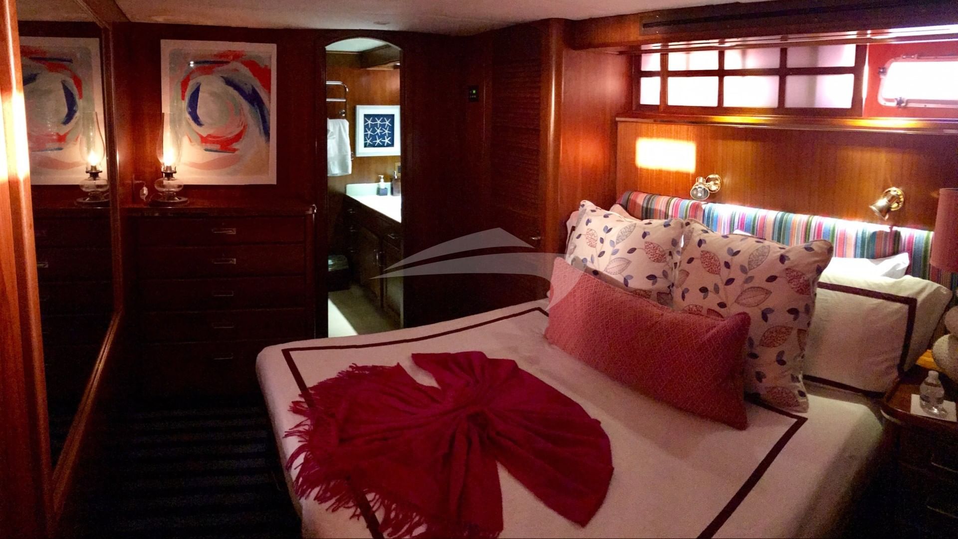 Queen Guest Cabin can convert to Twin