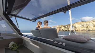 Saloon to Foredeck