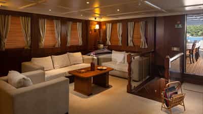 Main saloon