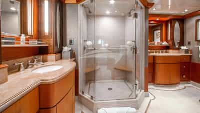 Lower Deck | Guest Stateroom Ensuite