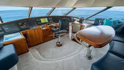 Pilothouse seating