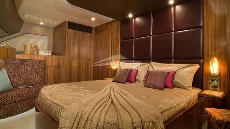 BLUE HORIZON 18m motor yacht charter, photo 4