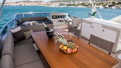 Deck Dining
