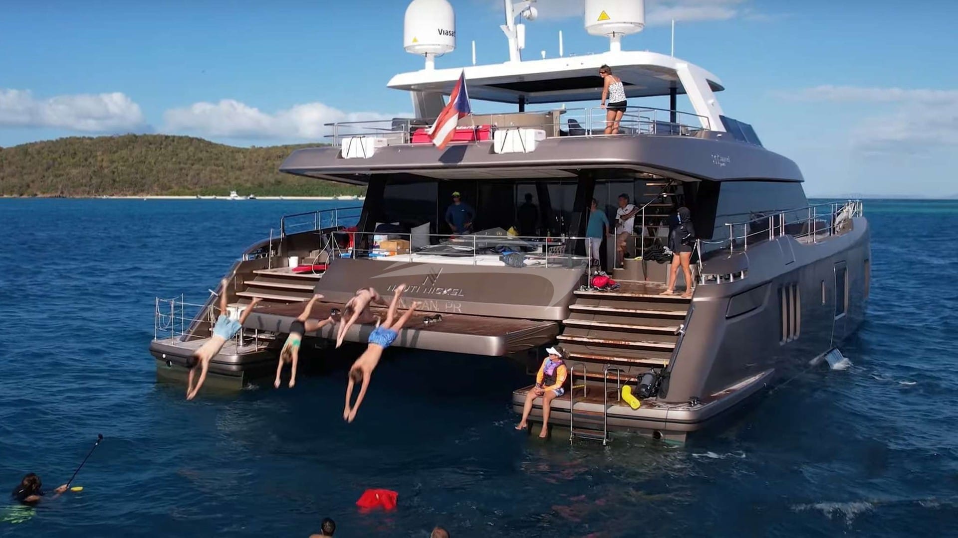 Take a family dive off the transom lift!