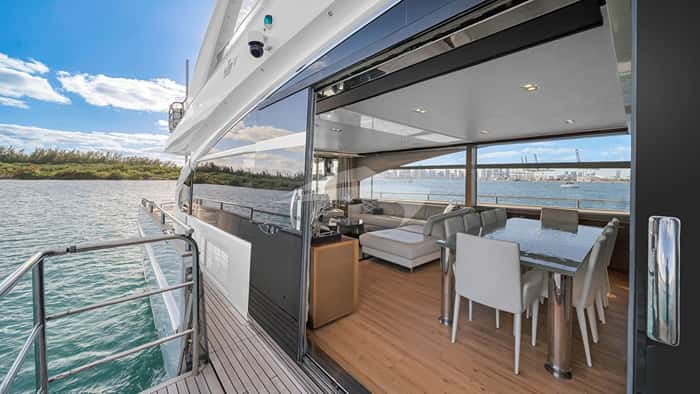 FREEDOM 27m motor yacht charter, photo 3